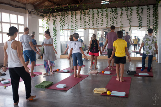 Centro de Yoga Amrta – Montgat