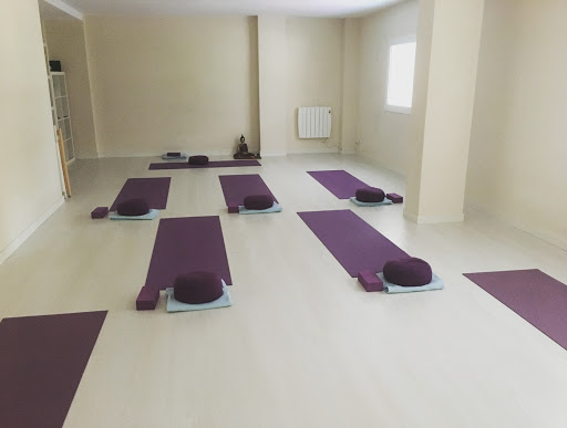 Centro de Yoga CENTRE NUBA- centro de bienestar & movimiento- – L'Hospitalet de Llobregat