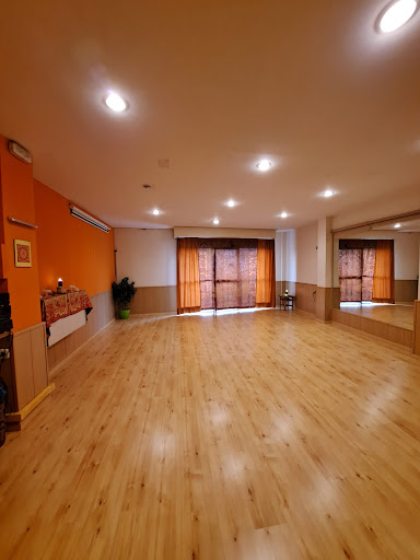 Centro de Yoga Centre Simja – Badalona