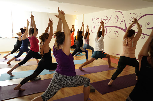 Centro de Yoga Esencial · YOGA Rambla Alicante – Alicante