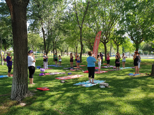 Centro de Yoga Vive y Baila: Zumba