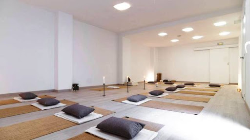 Centro de Yoga YOGA Dhana Escola de Ioga – Sant Joan Despí