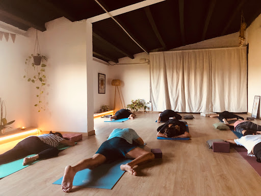 Centro de Yoga Yogala. – Les Comes