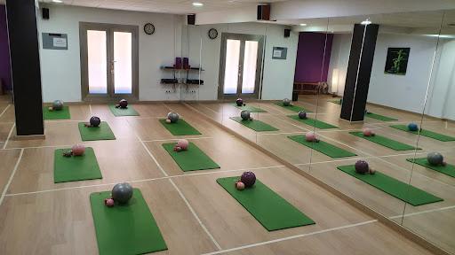 Centro de Yoga l'Essència Yoga & Pilates – L'Hospitalet de Llobregat